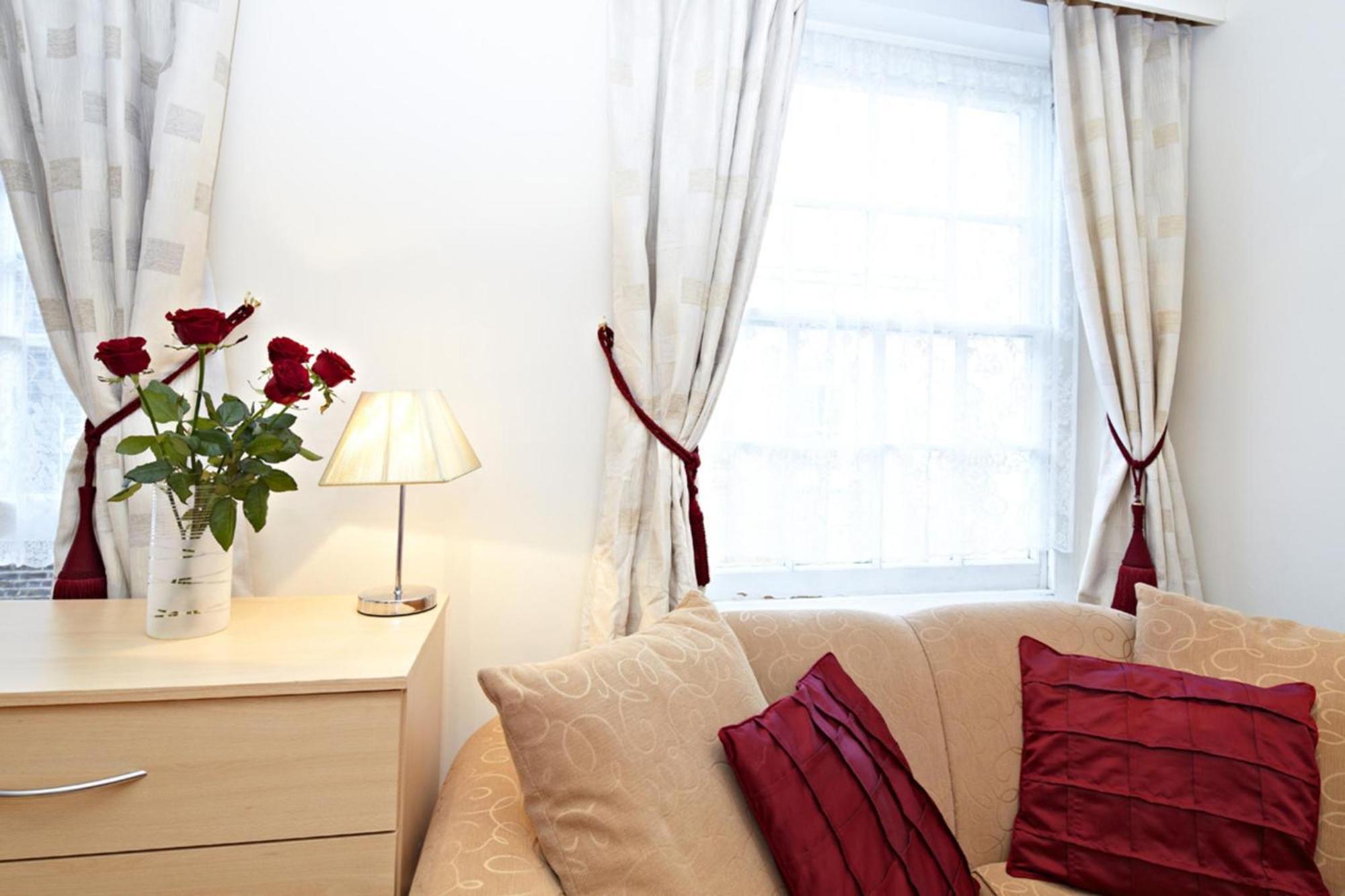Sapphire Lejlighed London Eksteriør billede